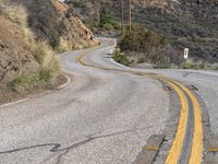 California Mountain Pass: S-Curve Road