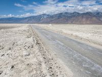 California's Mountain Range: Road of Gravel