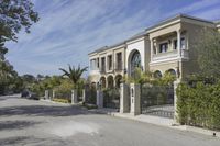 Luxurious Villas and Mansions in California Real Estate