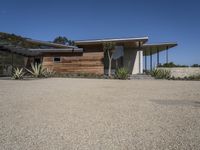 California Residential Home: Modern Architecture in Los Angeles