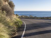 California Road: Asphalt Coastal Drive