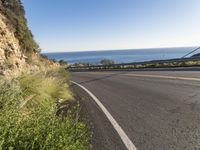 California Road: Asphalt Coastal Drive