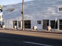 California Roadside Shopping in Los Angeles