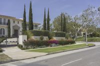 California Suburban Neighborhood: Exploring the Real Estate Market