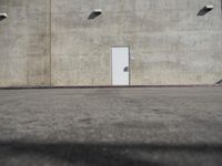 California Urban Architecture: Lines and Light