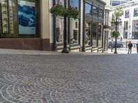 California Urban Design: Exploring the Cityscape on Cobblestone Streets