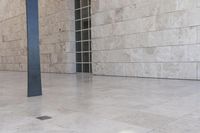 California Urban Plaza: Concrete Wall Design