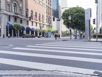 California, USA: City Life on Bustling Streets