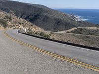 California USA Coastal Mountain Drive 002