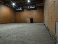 California Warehouse: Rugged Concrete Surface