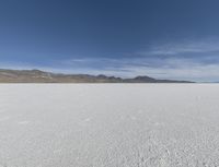 Calm Mountain Lake in Utah: A Nature Lover's Paradise