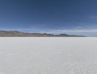 Calm Mountain Lake in Utah: A Nature Lover's Paradise