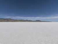 Calm Mountain Lake in Utah: A Nature Lover's Paradise