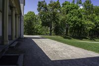 there is an old stone building in this photo to say goodbye to those who have passed