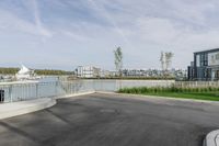 Canada's Toronto Harbor: A Stunning Lake View