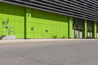 Canada: Toronto's Urban Design with a Yellow Facade