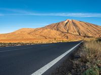 Canary Islands Mountains: Low Clouds and Beautiful Views