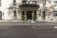 Chicago Architecture: A Daytime Shadow Play