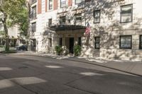Chicago Architecture: A Daytime Shadow Play