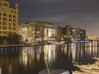 Chicago Architecture: Reflections on the River