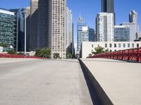 Chicago Skyline: Clear Sky Day in the City