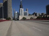 Chicago Skyline: Clear Sky Day in the City