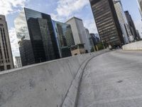 Chicago Skyline: Highrise Architecture of the Windy City