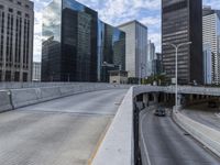 Chicago Skyline: Highrise Architecture of the Windy City