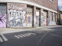 City Life in Berlin: Architecture and Street Art