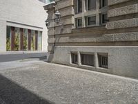City Life in Berlin: Galleries and Office Buildings