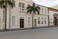 Classic Architecture in Beach Town Residential Building 001