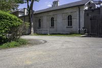 Classic Architecture House in Ontario, Canada - 003