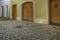 Classic Architecture House with Wooden Flooring 002