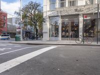 Classic Architecture in Manhattan: A Stunning Storefront