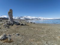 Coastal Mountains: A Clear Sky View of the Ocean