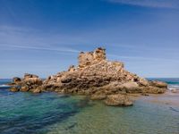 Exploring Coastal Portugal: A Beach Day Under a Clear Sky