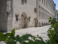 Cobble Stone Road: Exploring City Architecture