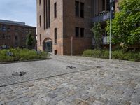 Cobblestone Roads in Residential Neighborhoods 001