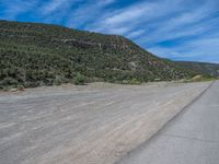 Colorado Landscape: Clear Sky and Open Space