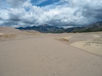 Colorado's Landscape: Open Spaces and Majestic Mountains