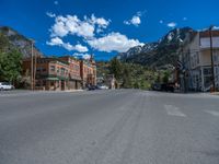 Roads of Colorado: Scenic Road for Shopping