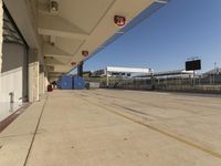 Concrete Building: Architecture in a Residential Area