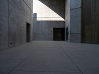 Concrete Surfaces in Los Angeles: A Modern Day Architecture