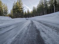 Dawn Drive: Asphalt Road in California, USA