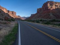 Dawn Road in Utah: Exploring the Canyons and Landscape