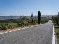 Daytime Landscape in Tuscany: Clear Sky and Natural Beauty