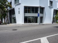 Daytime in Miami: Storefront Shopping