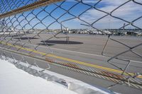 Daytona Beach: Tree-Lined Slopes Along the Highway