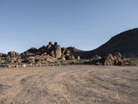 Dirt Roads of Alabama Hills: A Scenic Overview
