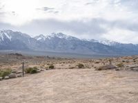 Exploring Dirt Roads in Alabama Hills, USA